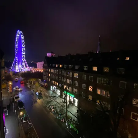 Oldtown Mühlenstr * Düsseldorf