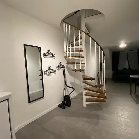 Oldtown Mühlenstr Düsseldorf