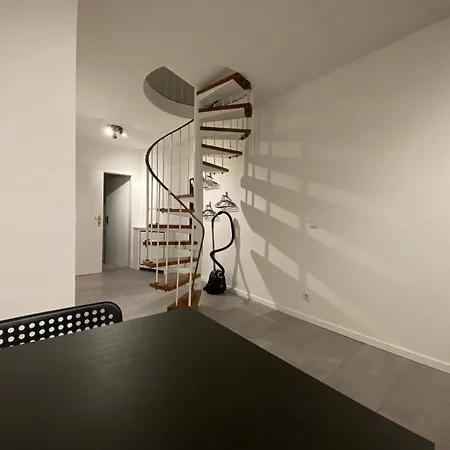 Oldtown Mühlenstr * Düsseldorf